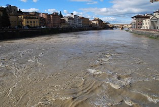 L'Arno a Firenze il 6 febbraio 2014